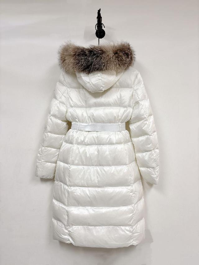 MONCLER 蒙口 Boedic中长款狐狸毛领羽绒服 经典款