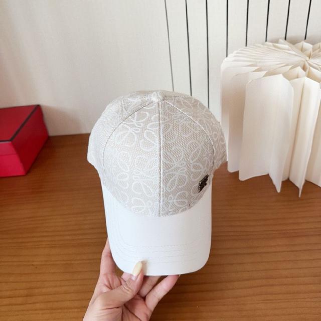 Loewe罗意威棒球帽 颜值担当，