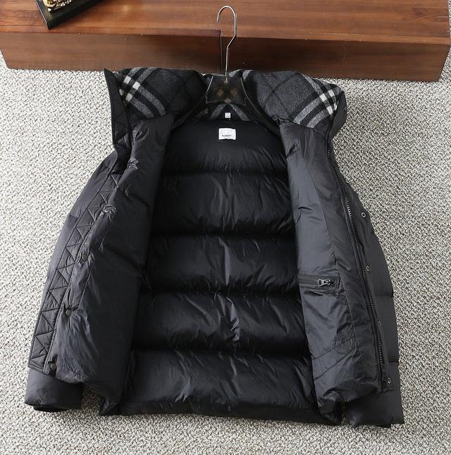 巴宝莉连帽羽绒服🔥爆款推荐！ 尺寸表……8078