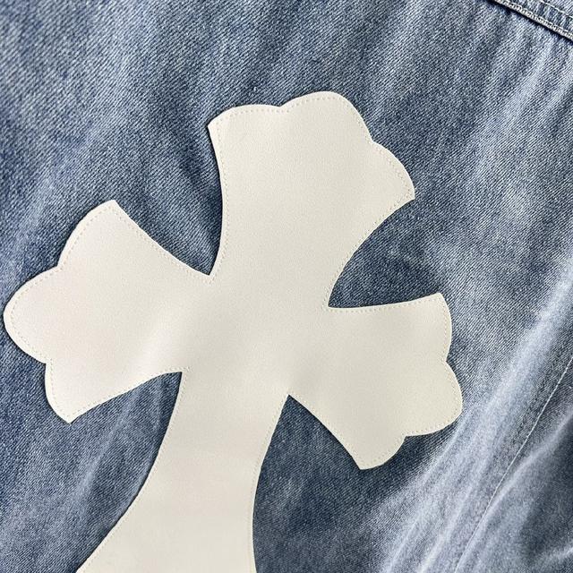 CH克罗心24SS最新款男士连帽牛仔羽绒服 十字架外套。