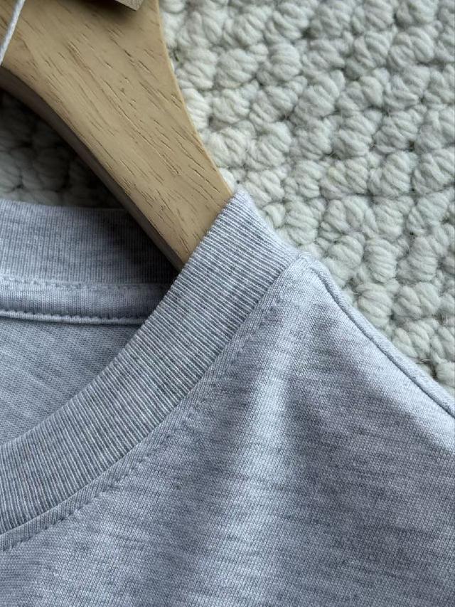 百搭不挑人 用心设计与复杂的工艺，设计非常讲究，