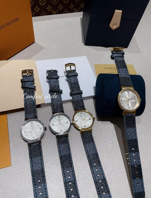 手表以其直径45mm和厚度仅8.6mm的优雅设计，展现出卓越