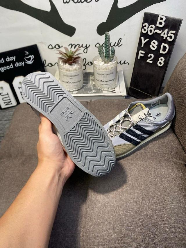 ADIDAS阿迪达斯COUNTRY OG 经典款复古运动慢跑鞋