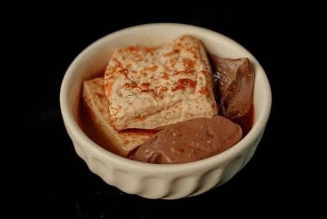 六和 麻辣鴨血臭豆腐25包倍數免運不散賣