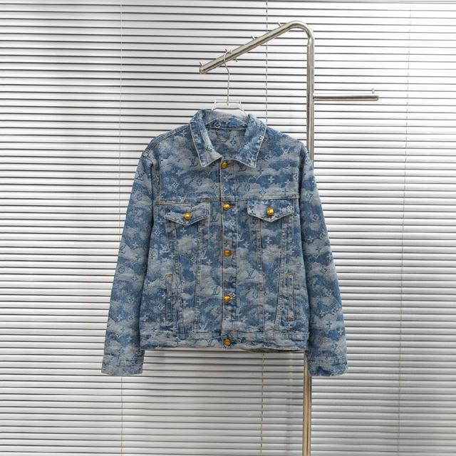 马吉拉新款男女同款套头针织衫 这是一件圆领的针织毛衣