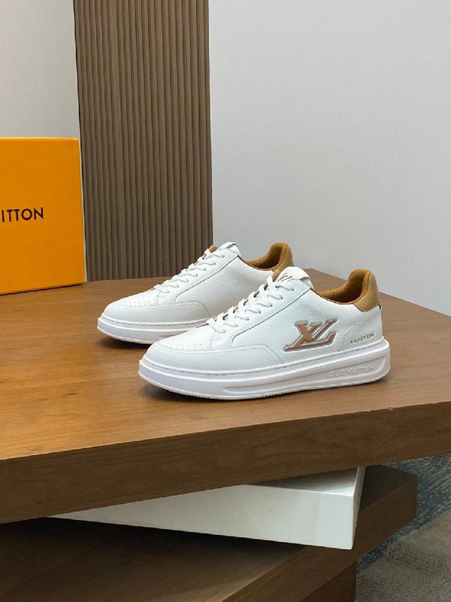 顶级代购🇮🇹 路 炸街男神爆款运动板鞋专柜同步，