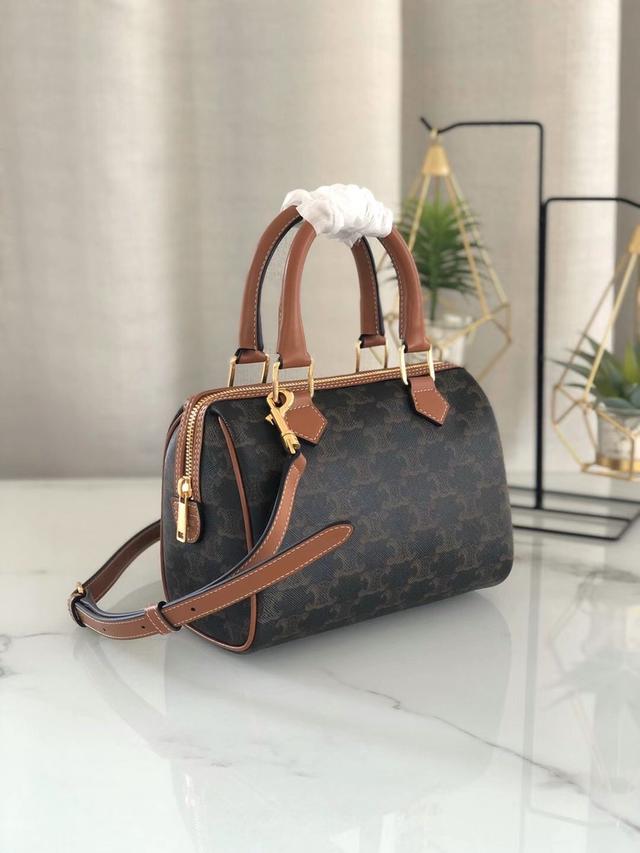 正品級 Celine